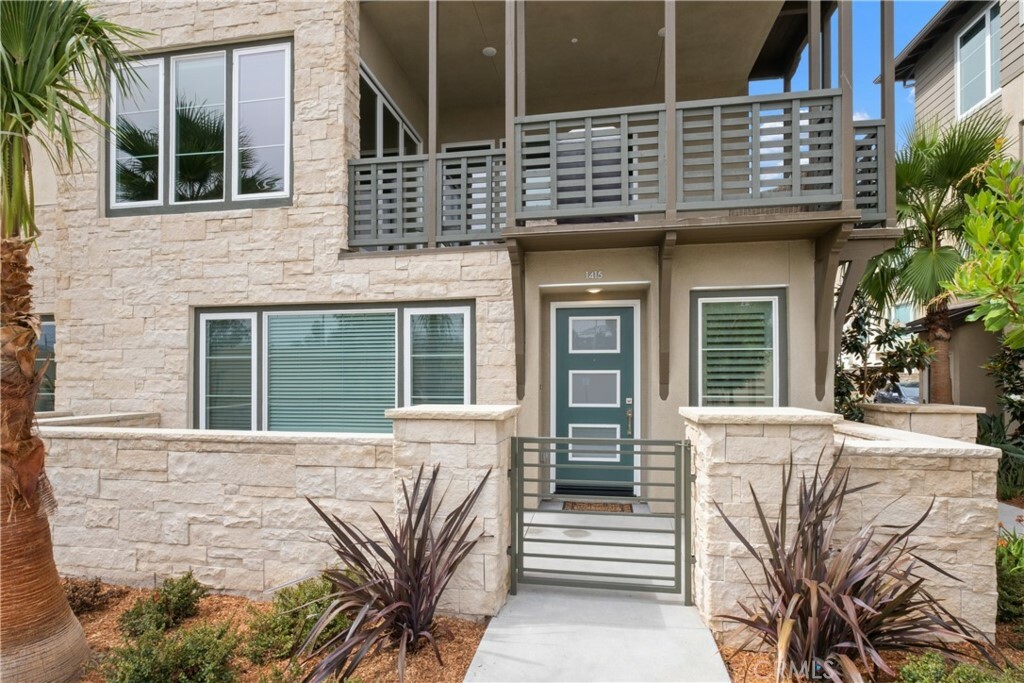 Property Photo:  1415 Doheny Way  CA 92629 