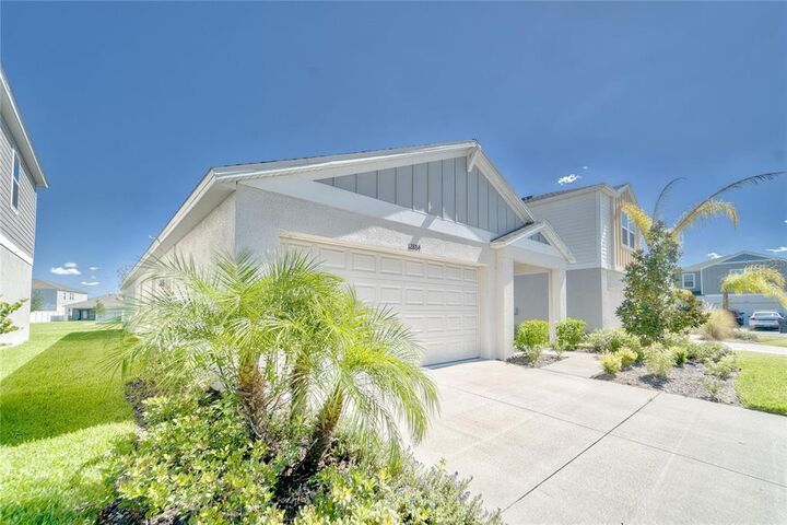 Property Photo:  12884 Tannencrest Drive  FL 33579 