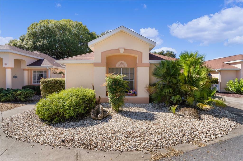 Property Photo:  938 Medira Drive  FL 32159 