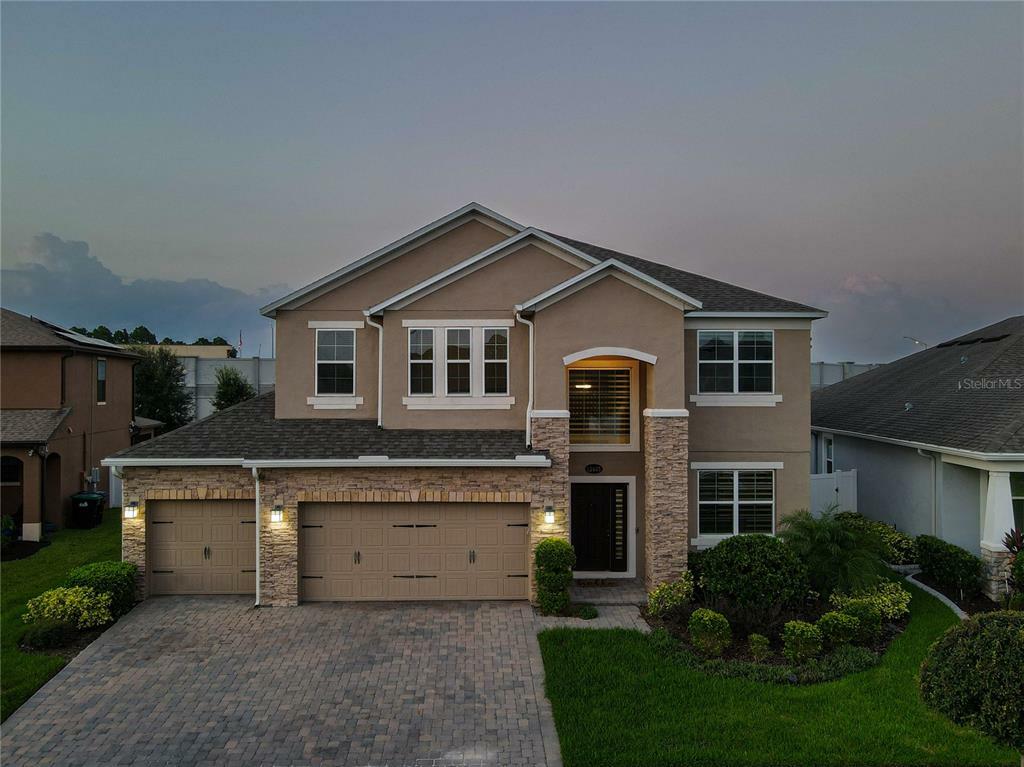 Property Photo: 12465 Northover Loop FL 32824
