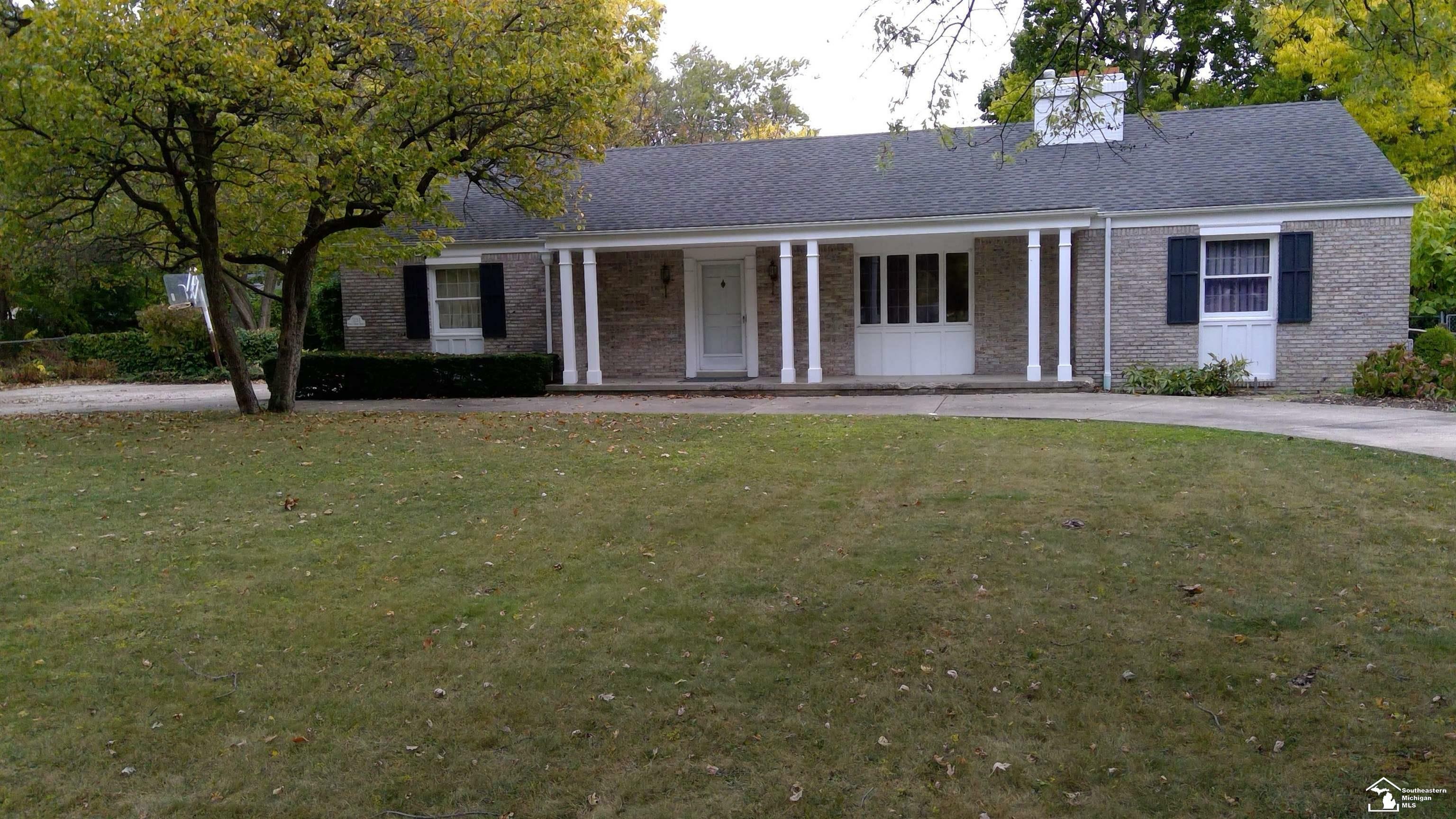 Property Photo:  3233 N Grove  MI 48162 