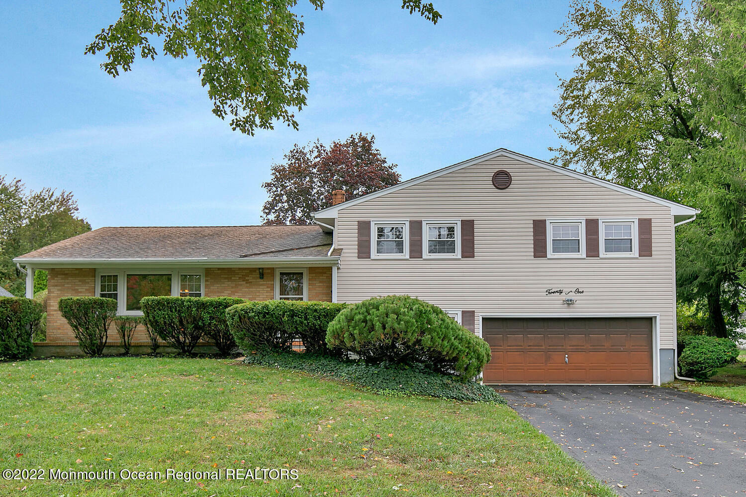 Property Photo:  21 Hance Boulevard  NJ 07728 