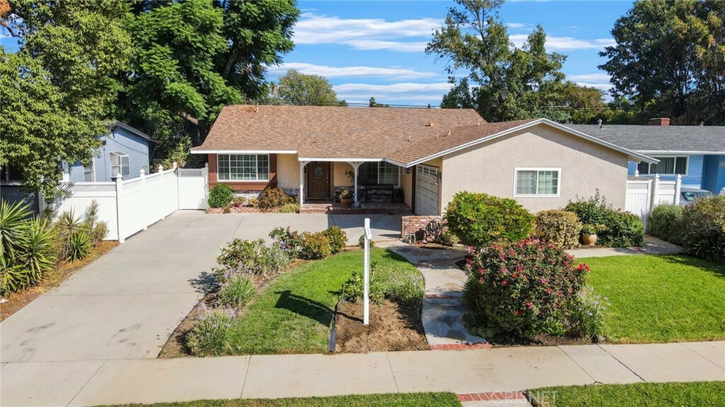 Property Photo:  16123 Tupper Street  CA 91343 