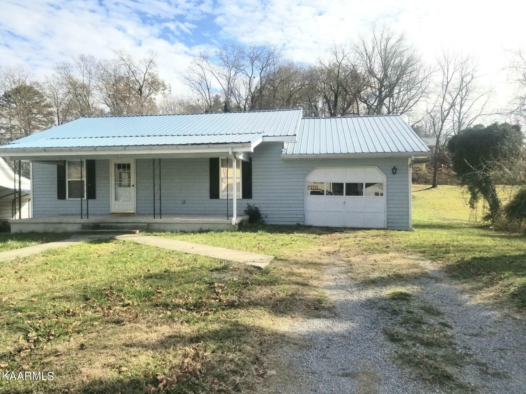 Property Photo:  212 N Douglas Ave  TN 37854 