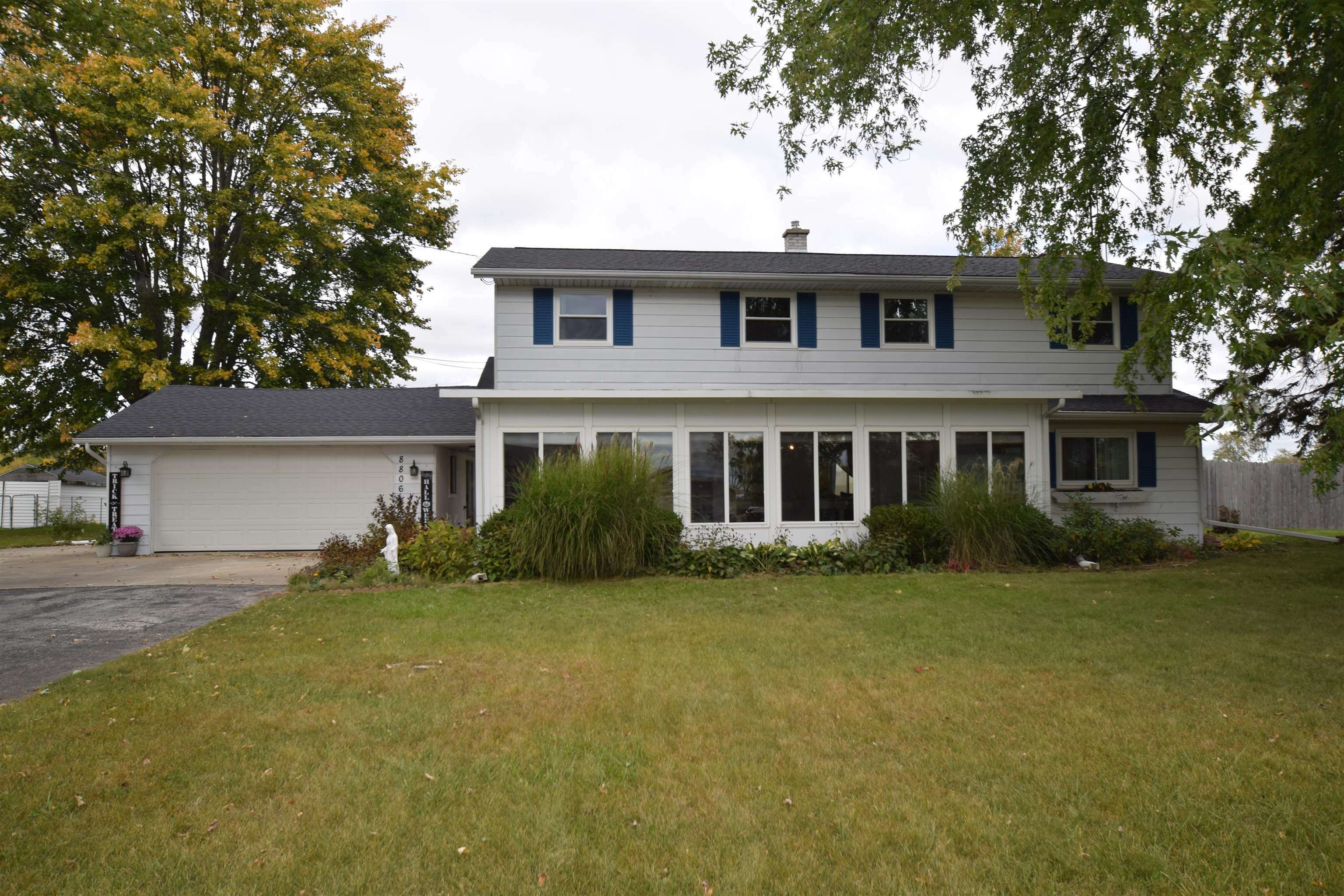 Property Photo:  8806 Gilmour  MI 48623 