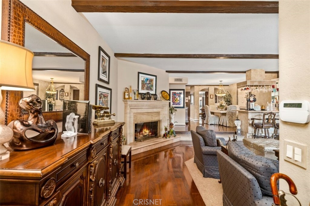 Property Photo: 5346 Zelzah Avenue CA 91316