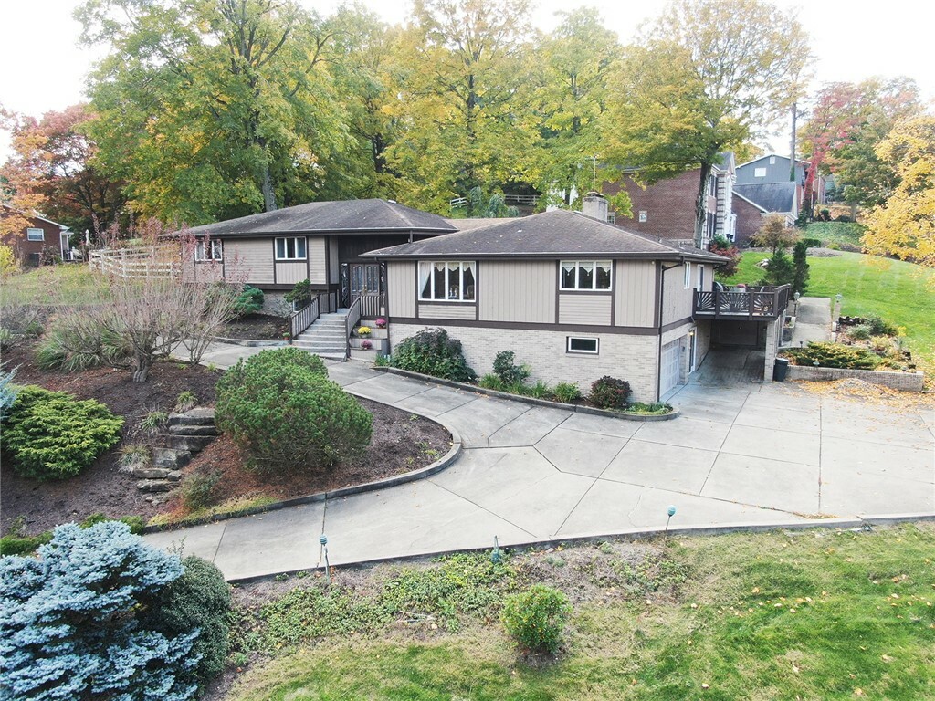 Property Photo:  209 Braun Drive  PA 15317 