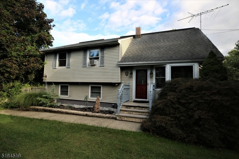 Property Photo:  9 Hadler Dr  NJ 08873 