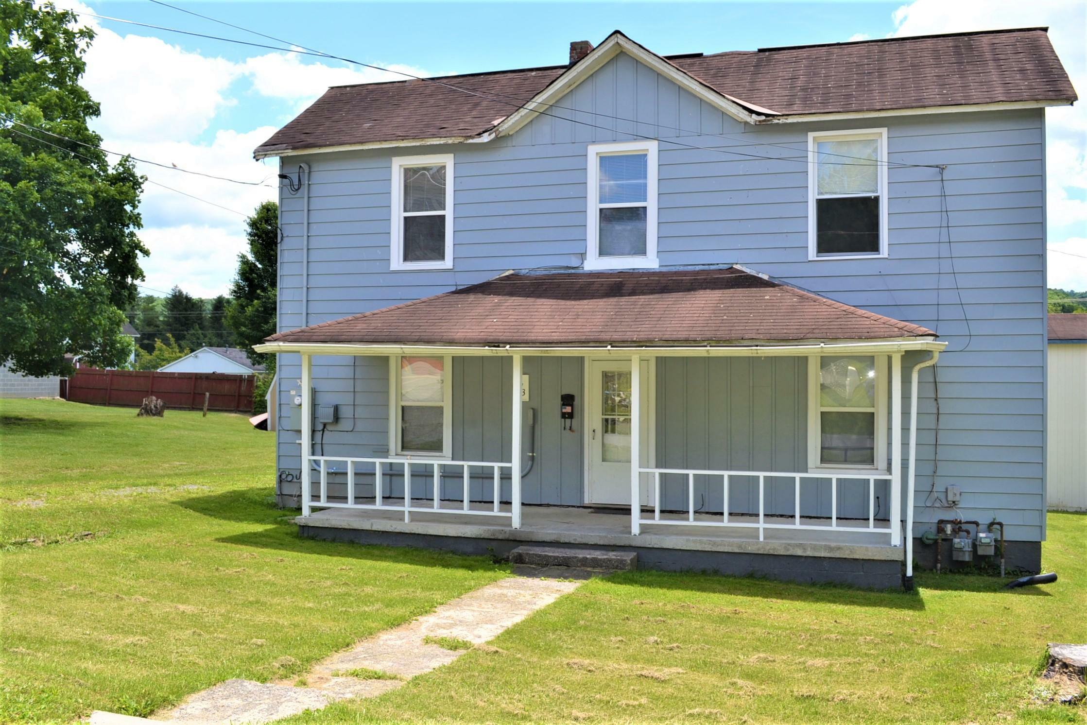 Property Photo:  313 Ronceverte Street  WV 24970 