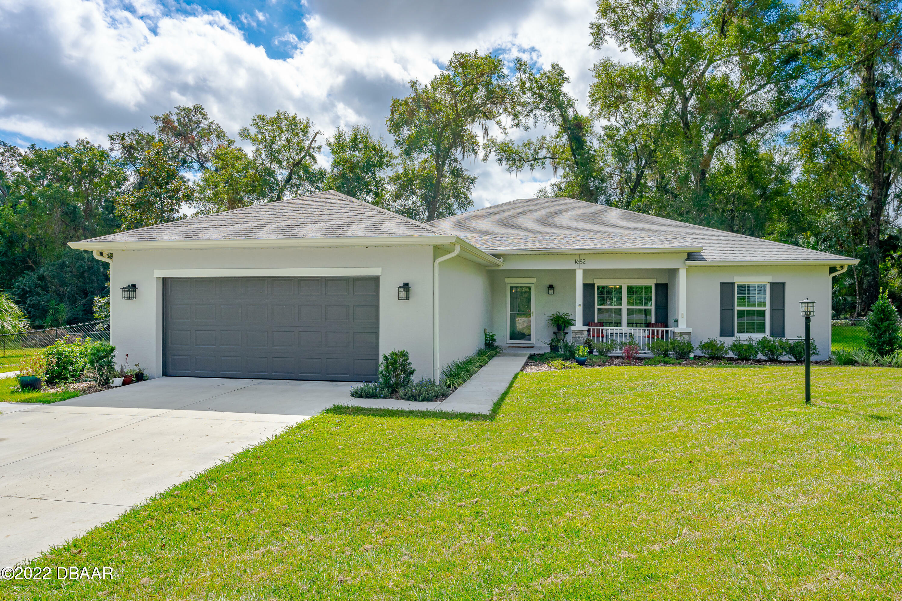 Property Photo:  1682 Ridgewood Hammock  FL 32720 