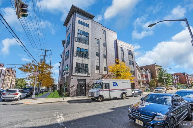 Property Photo: 110-114 Broad Street 201 NJ 07104