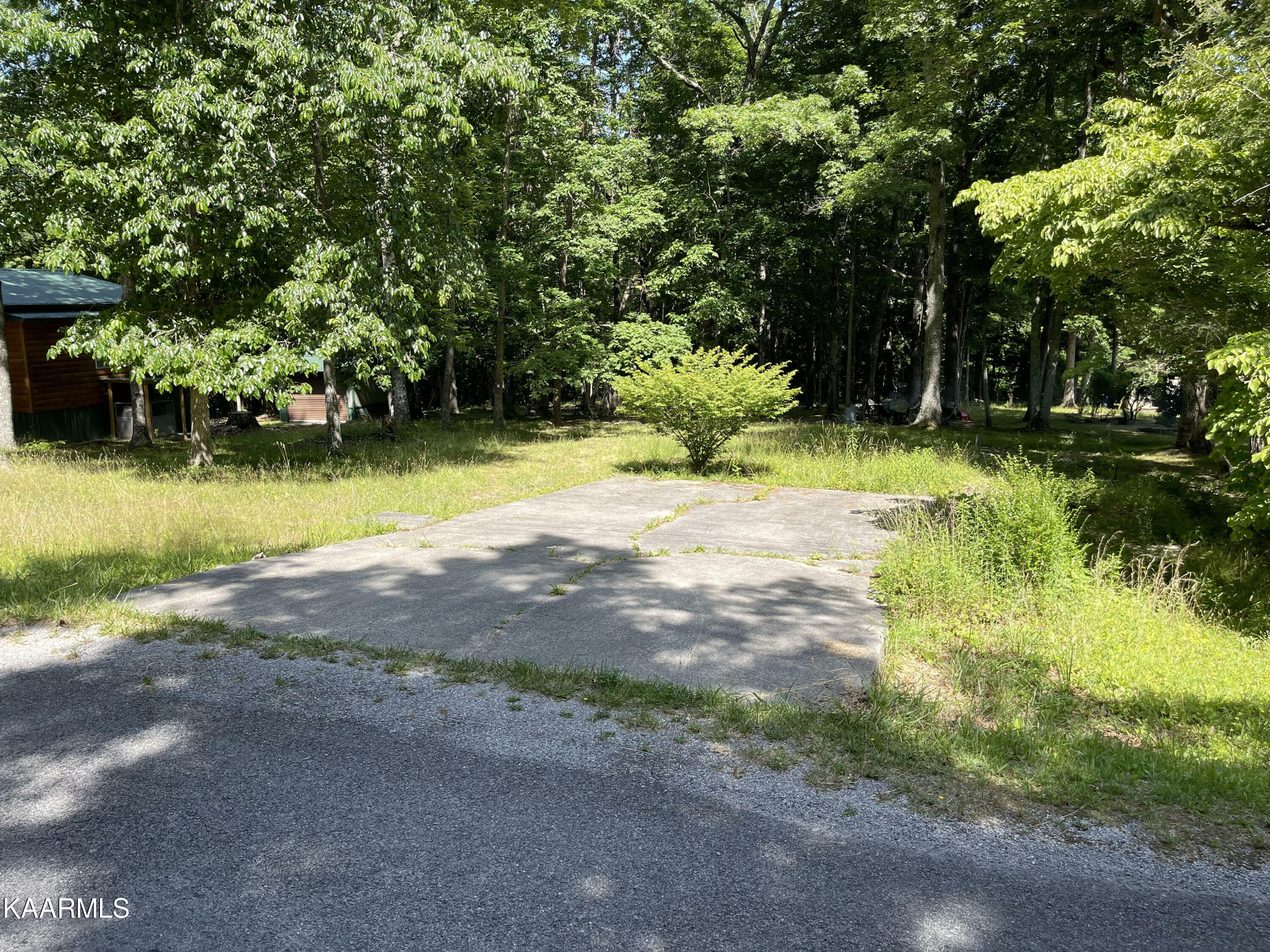 Property Photo:  212 Monticello Loop Loop  TN 38558 