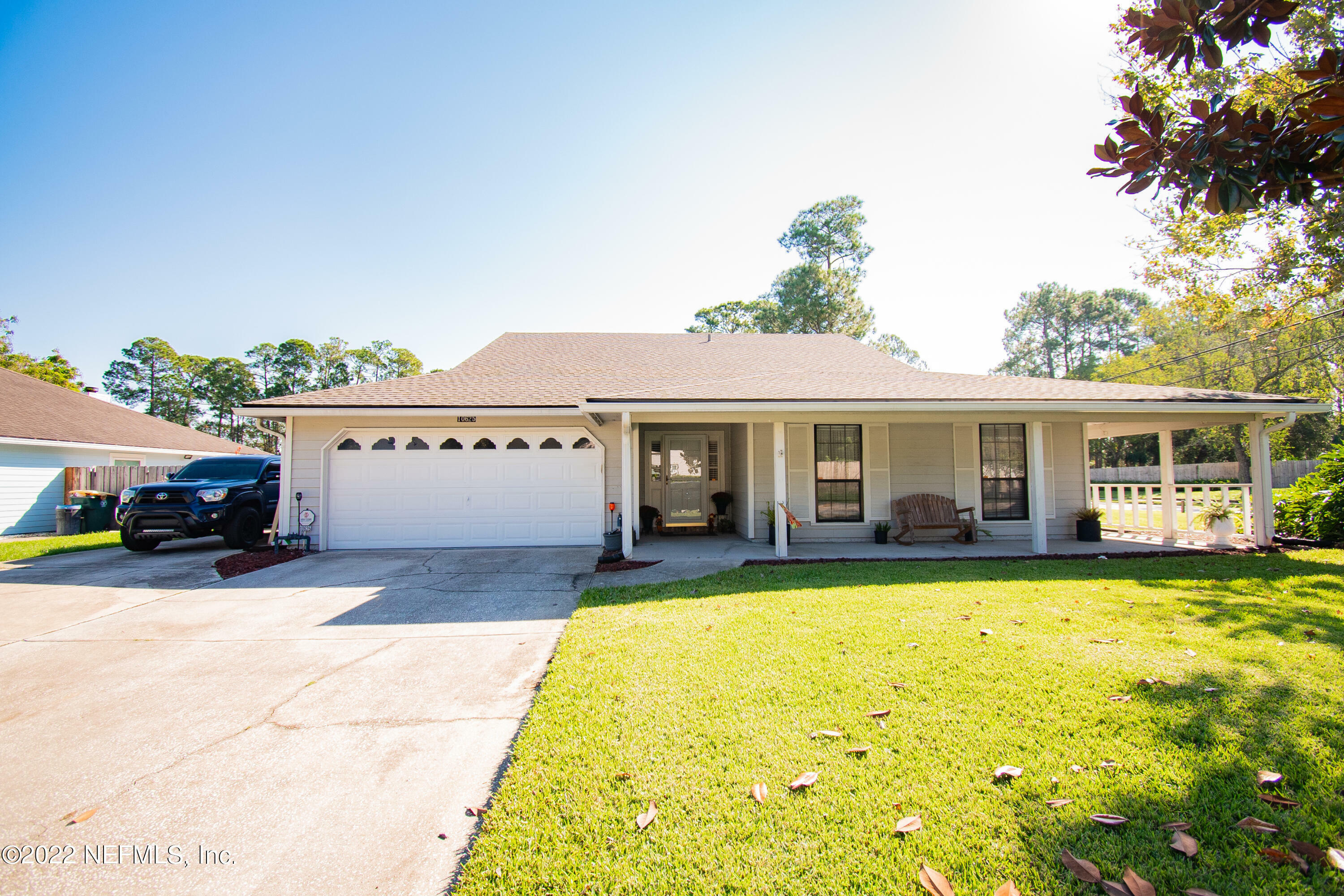 Property Photo:  10625 Clydesdale Drive W  FL 32257 