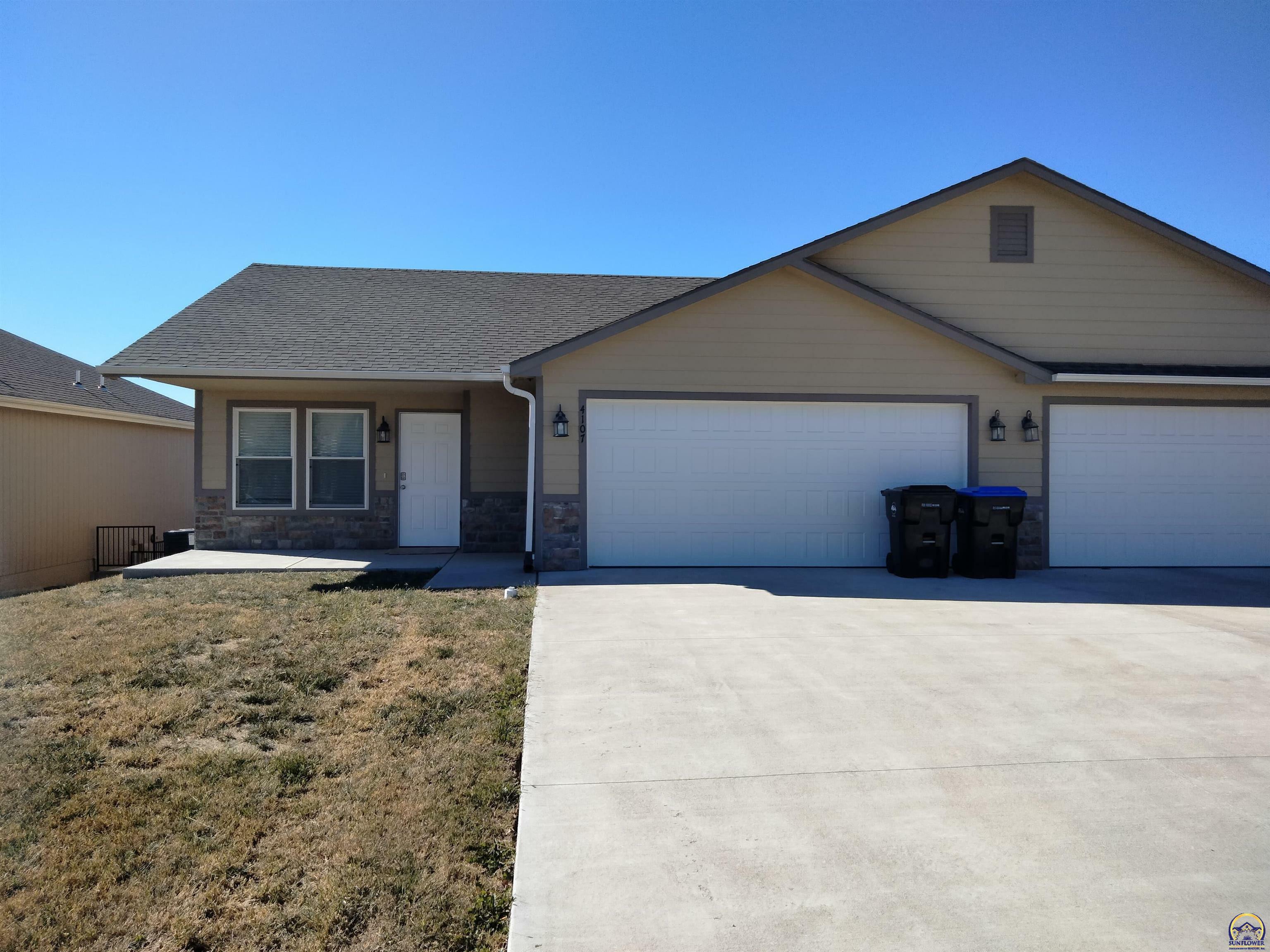 Property Photo:  4107 SW Shenandoah Rd  KS 66610 