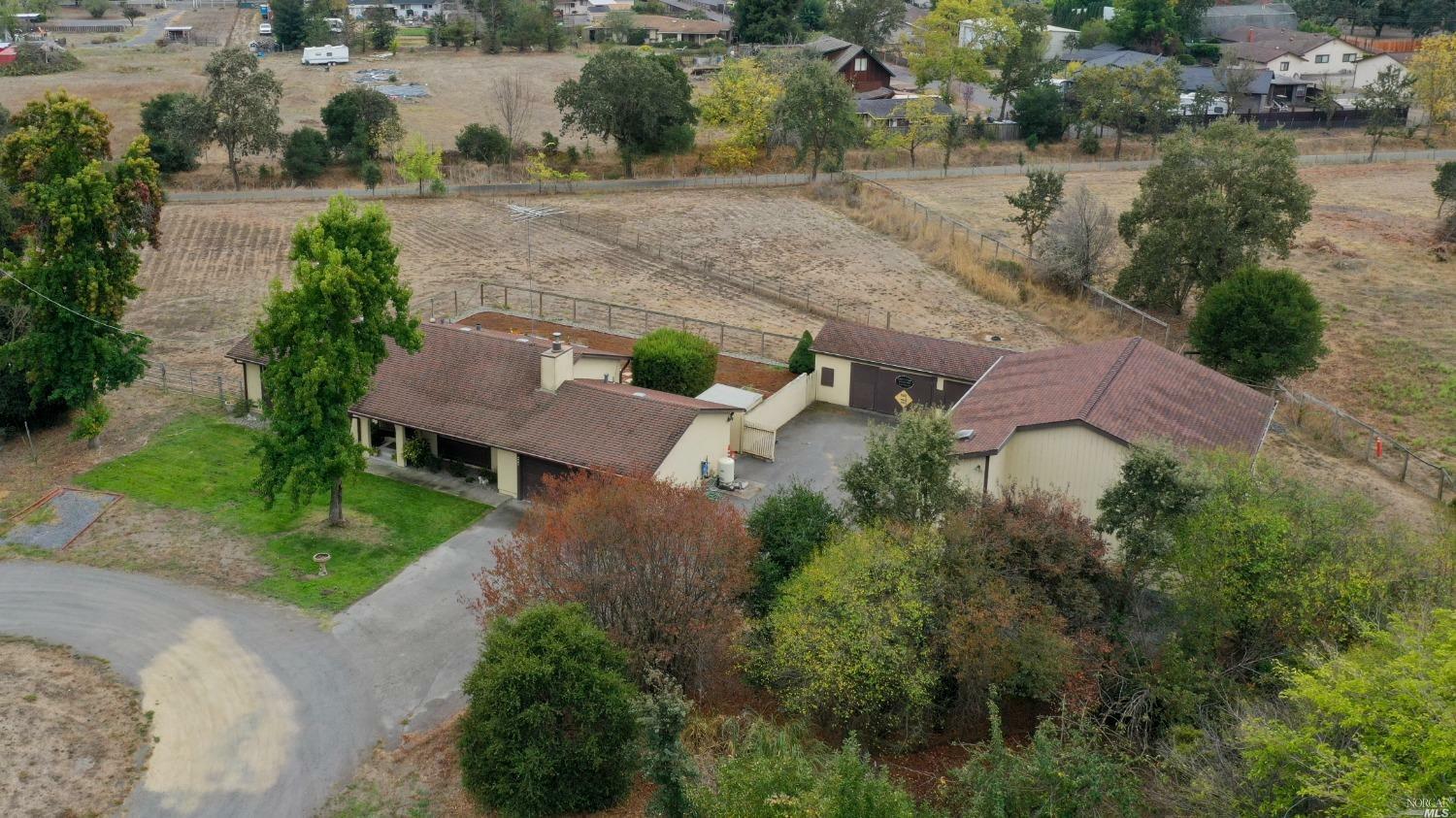 Property Photo:  600 Hunter Lane  CA 95404 