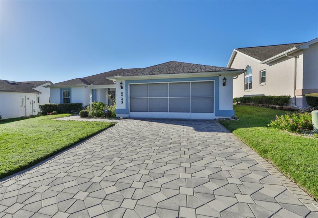 Property Photo:  5745 Crane Drive  FL 33809 