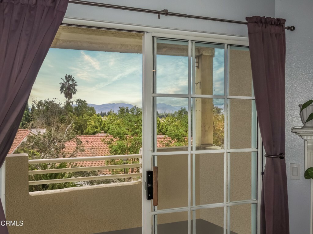 Property Photo:  2713 Antonio Drive 102  CA 93010 