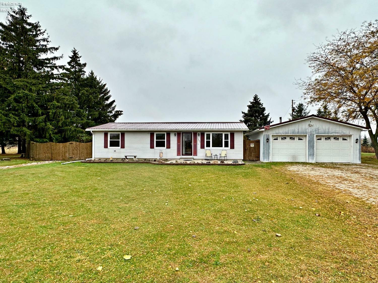 Property Photo:  1660 W County Road 38  OH 44883 