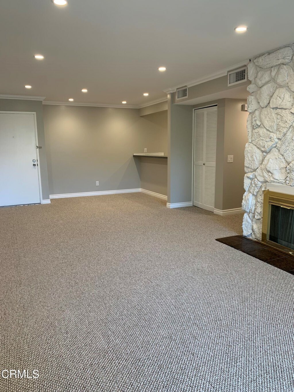 Property Photo: 3481 Stancrest Drive 214 CA 91208