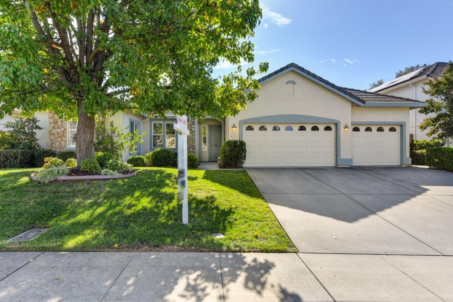 Property Photo:  4221 Tyrone Way  CA 95608 