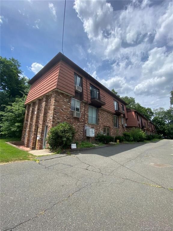Property Photo: 77 E Main Street 7 CT 06062