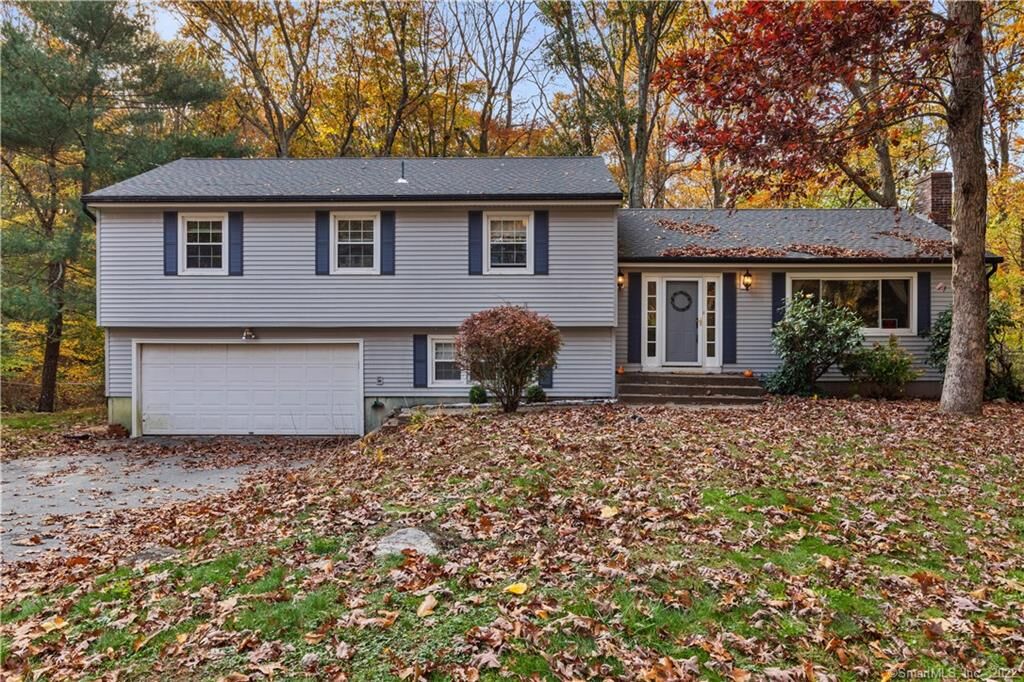 Property Photo:  55 Laurel Leaf Drive  CT 06335 