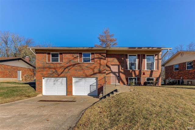 Property Photo: 18 Willow Way MO 63304