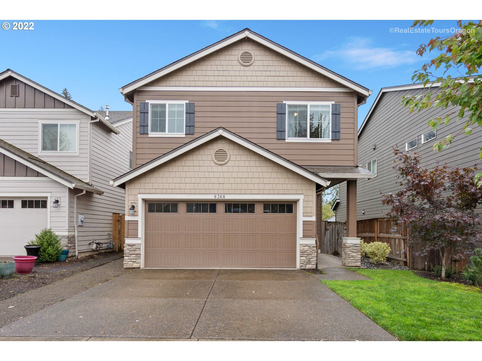 Property Photo:  6368 SE Imagine Way  OR 97123 
