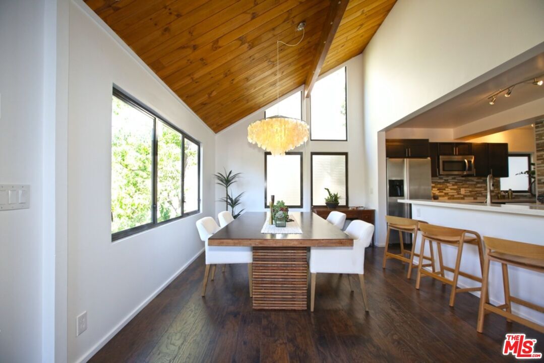 Property Photo: 29127 Triunfo Dr CA 91301
