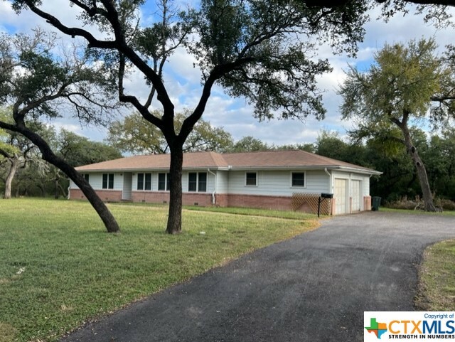 Property Photo: 504 N 46th Street TX 76543