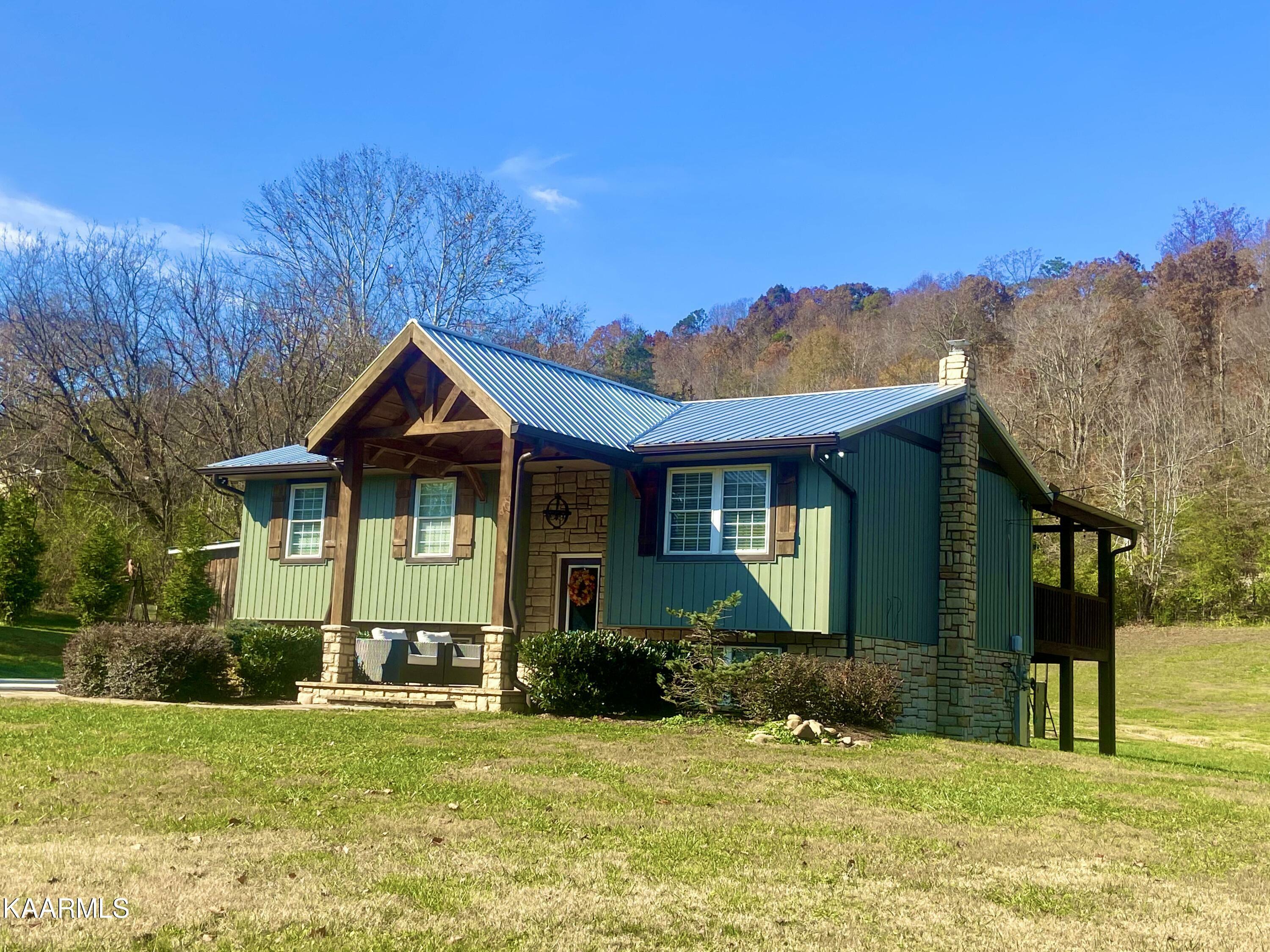 Property Photo:  9526 Crisman Rd  TN 37754 