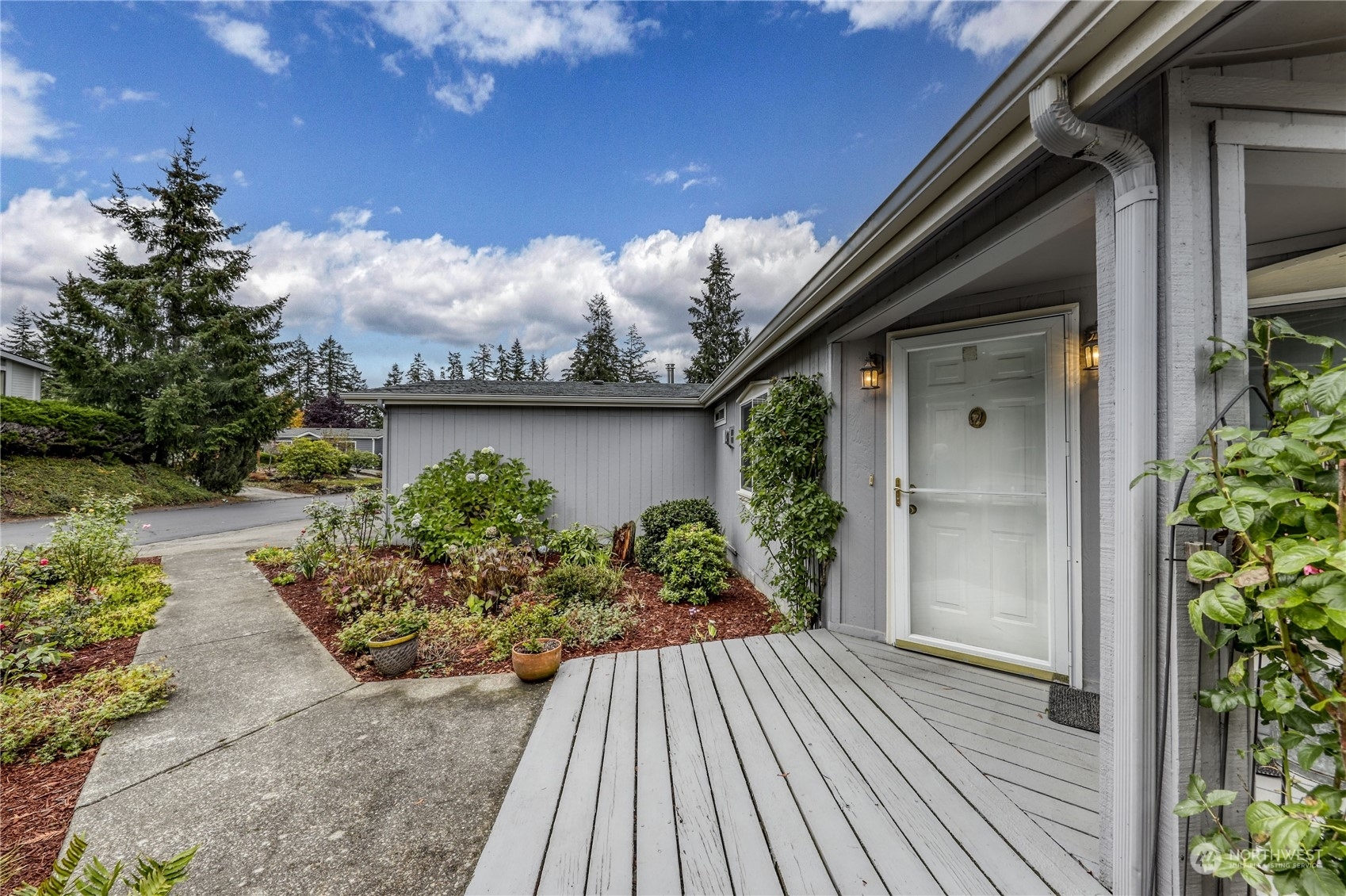 Property Photo:  1754 NE Mesford Road 15  WA 98370 