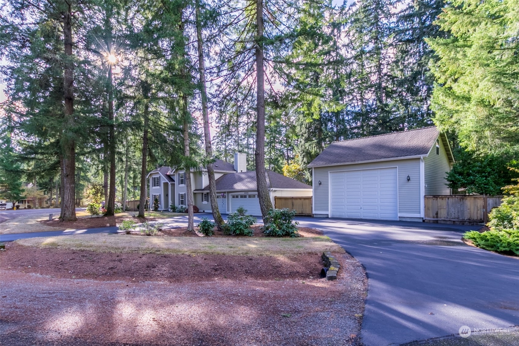 Property Photo: 20226 SE 290th Place WA 98042