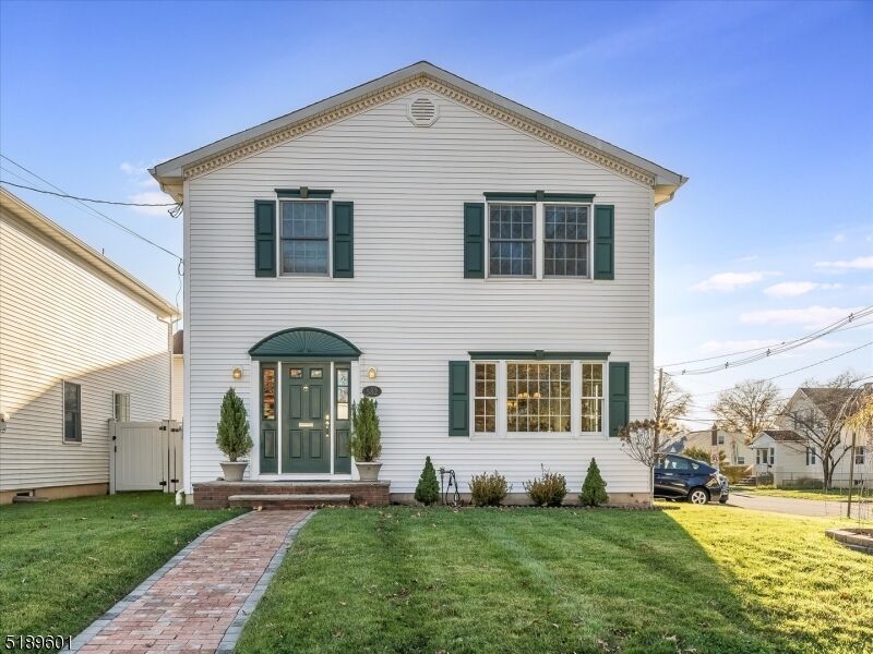 Property Photo:  582 Forest Rd  NJ 07076 