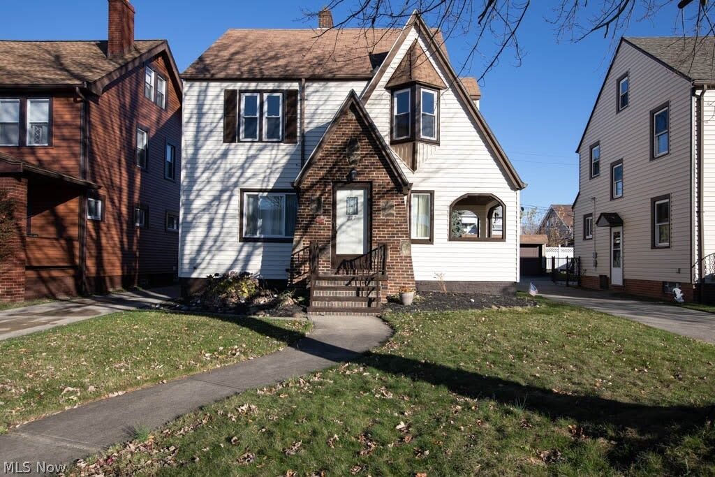 Property Photo:  277 E 193rd Street  OH 44119 