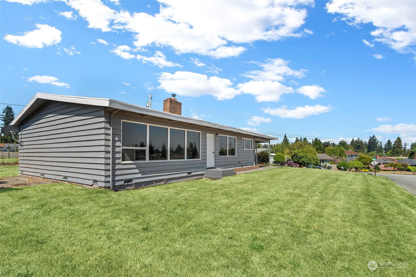 Property Photo:  5008 Sperry Lane  WA 98203 