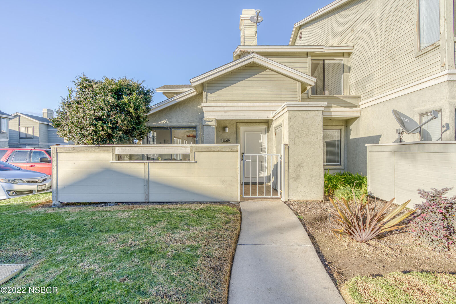 Property Photo: 1869 River Ranch Drive CA 93454