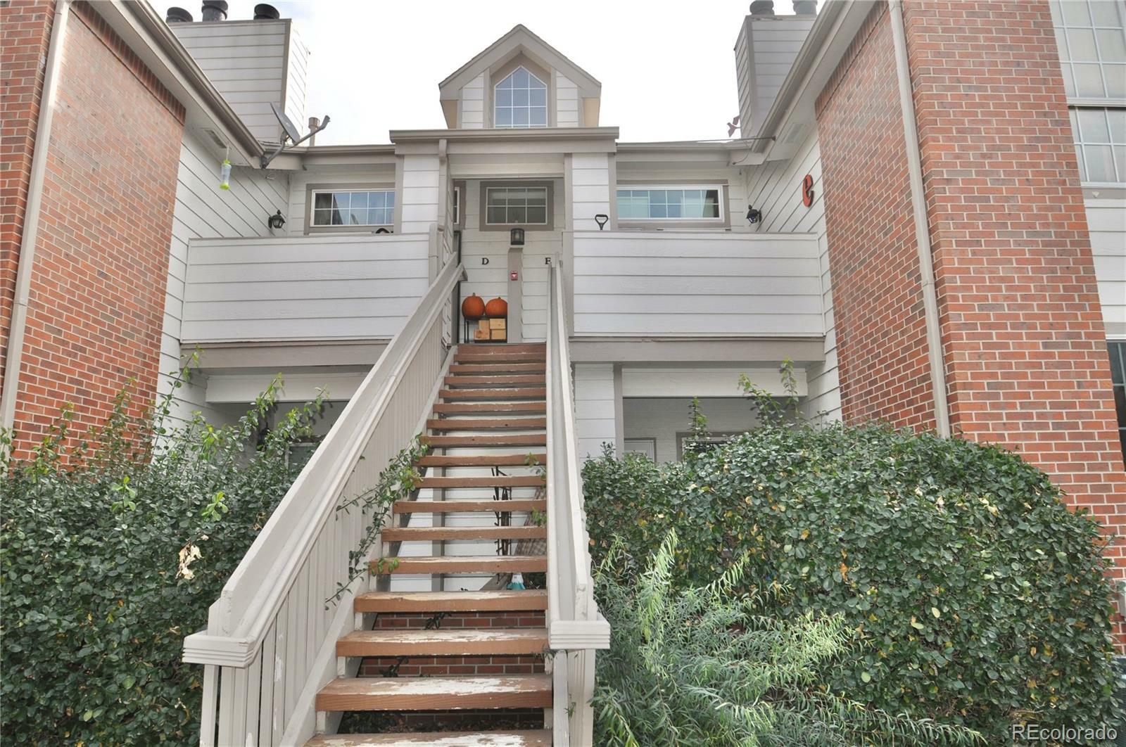 Property Photo: 3040 W Prentice Avenue CO 80123