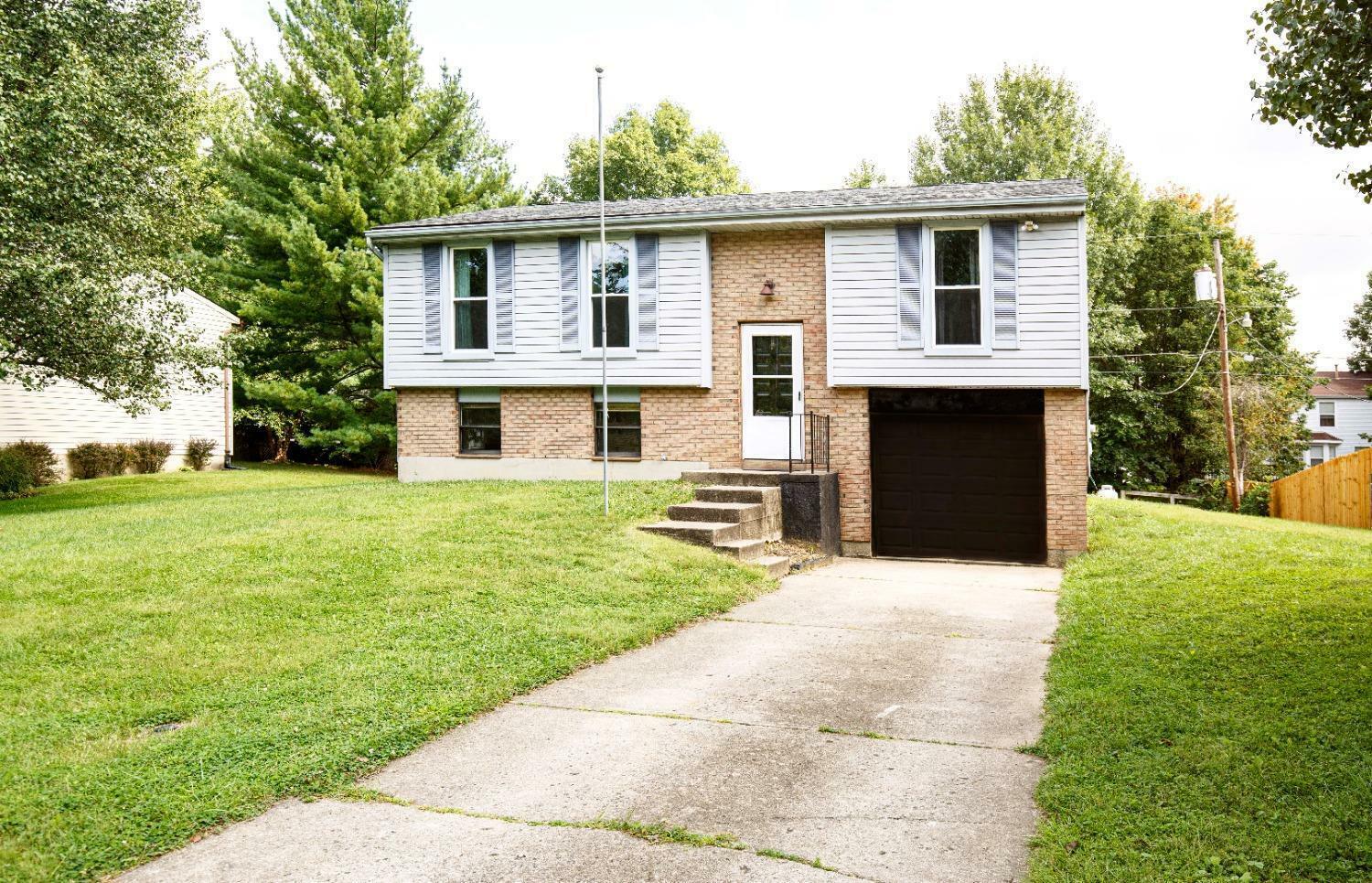 Property Photo:  1232 Glen Haven Ln  OH 45103 