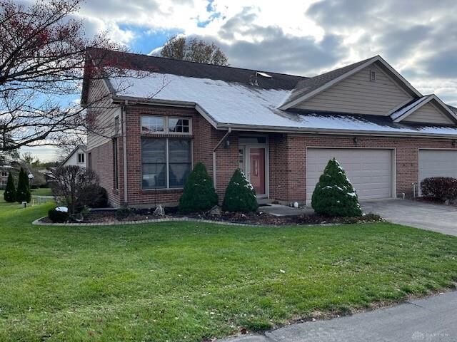 Property Photo: 2040 Waterfall Lane OH 45377