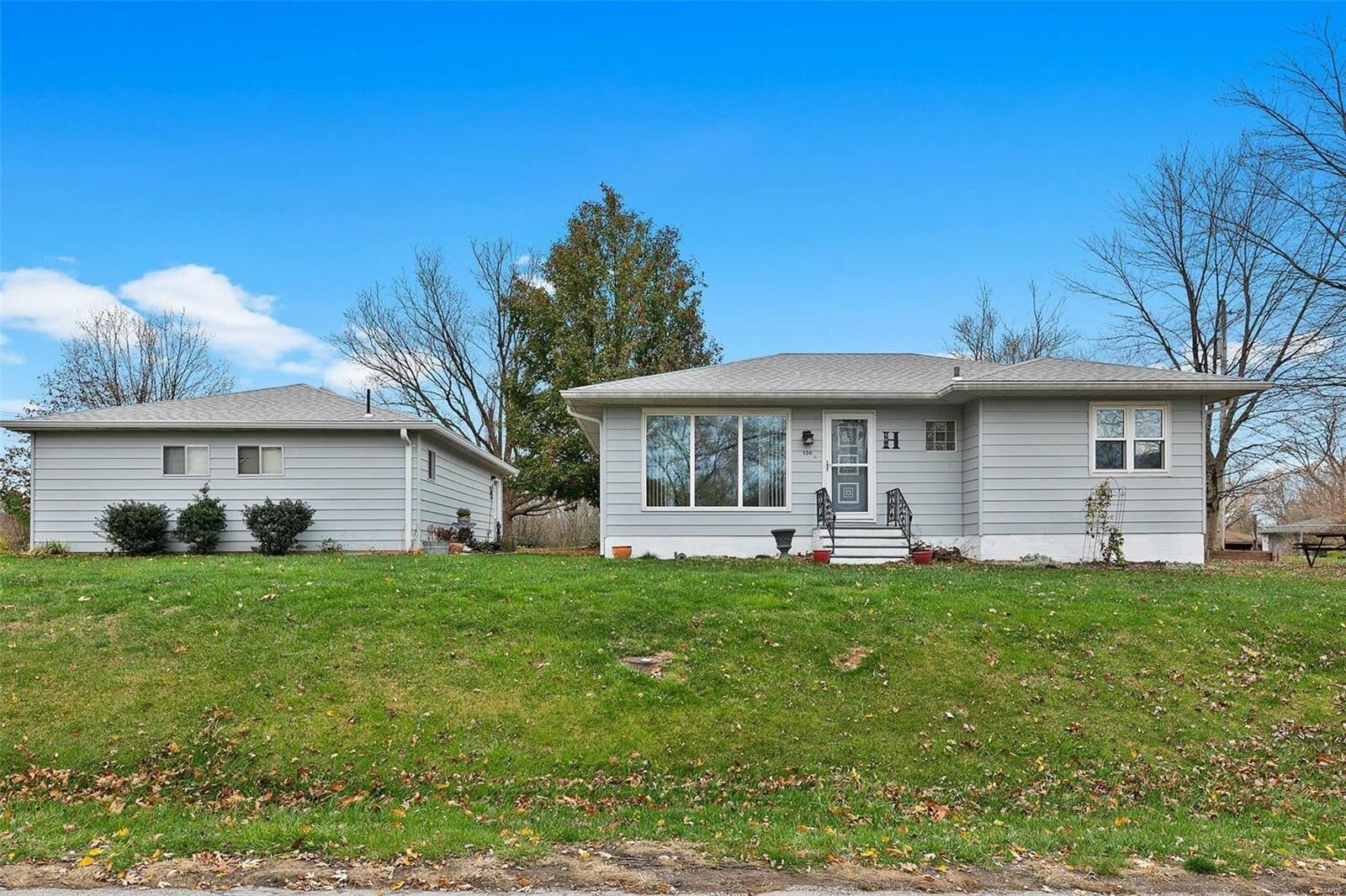 Property Photo: 500 Fern Drive IL 62223