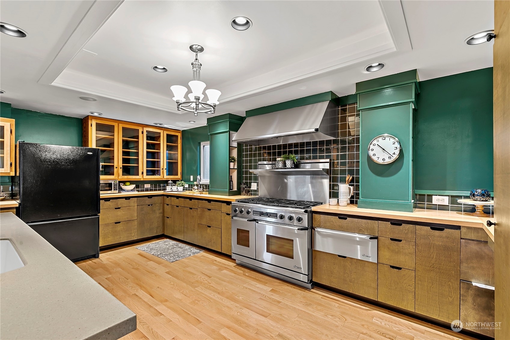 Property Photo: 2260 12th Avenue W WA 98119