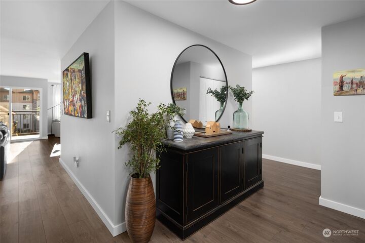 Property Photo:  1770 NW 58th Street 421  WA 98107 