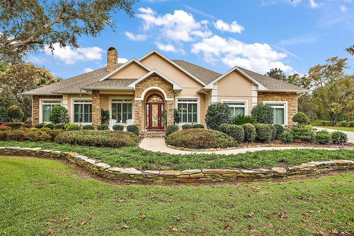 Property Photo: 20754 Camphortree Road FL 32736