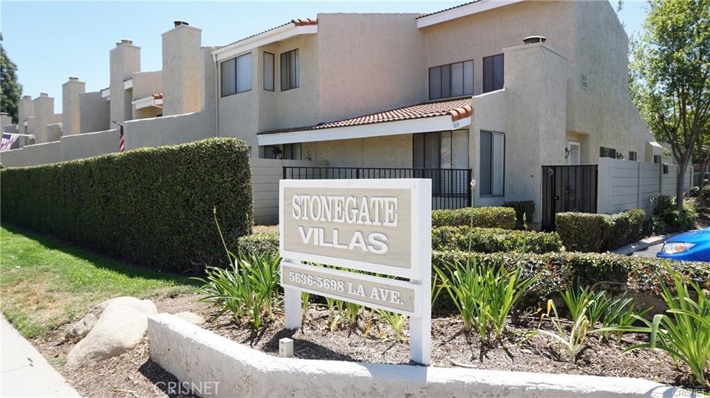Property Photo: 5642 E Los Angeles Avenue CA 93063