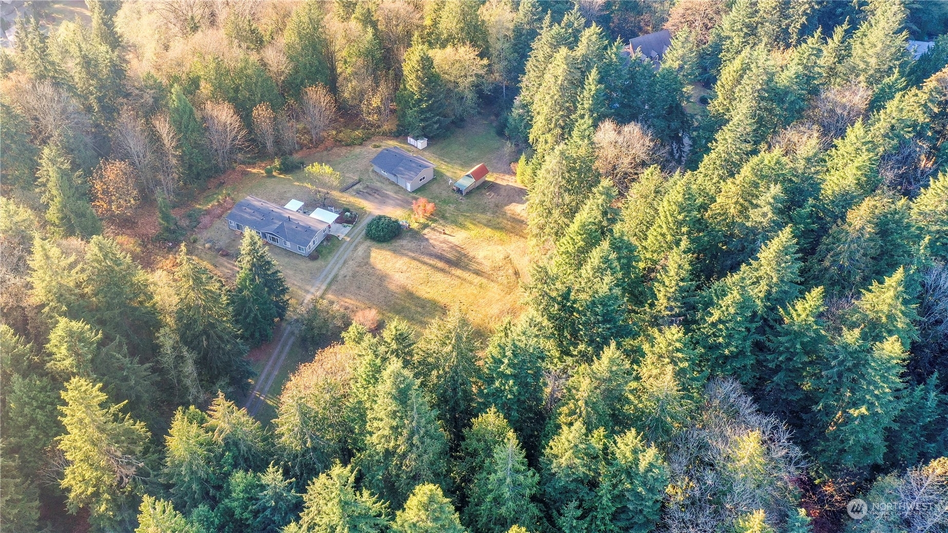 Property Photo:  6924 184th Drive SE  WA 98290 