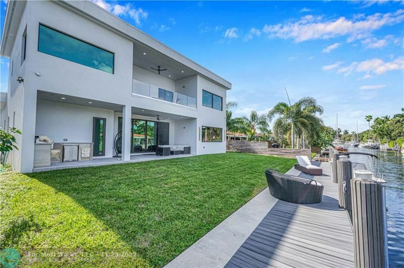 Property Photo: 1201 Mandarin Isle FL 33315