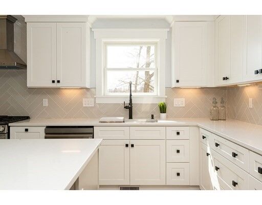 Property Photo: 126-128 High St 2 MA 01938