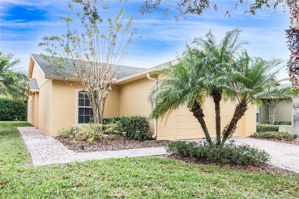 Property Photo:  128 Grand Canal Drive  FL 34759 