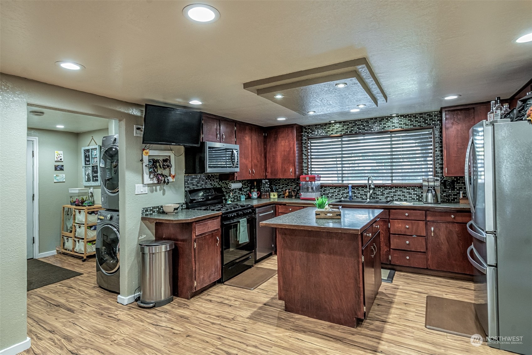 Property Photo: 1145 Home WA 99362